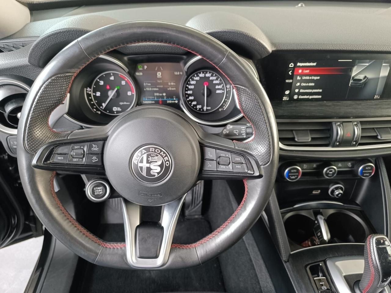 Alfa Romeo Stelvio 2.2 Turbodiesel 160 CV AT8 RWD Business Sport