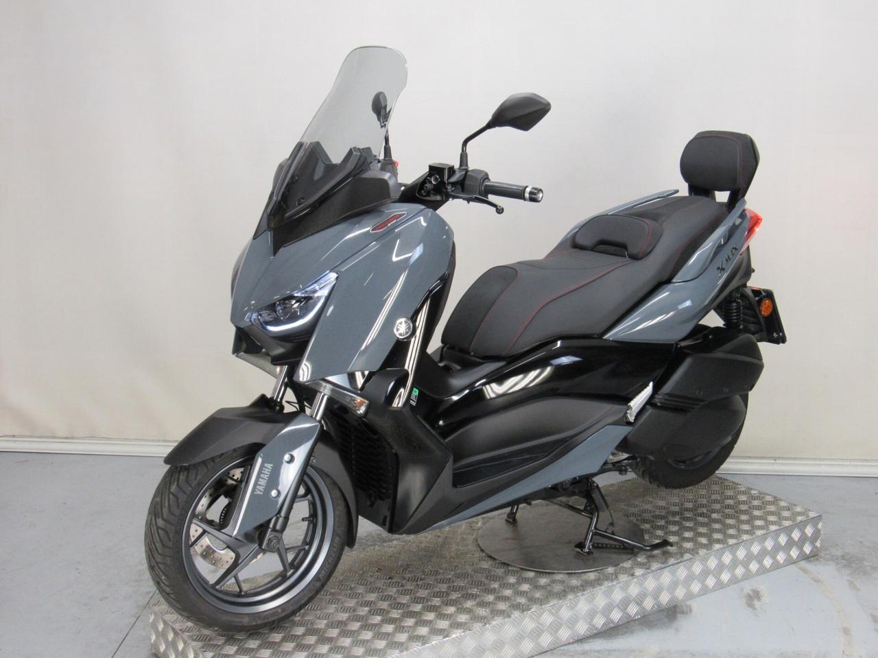 Yamaha X-Max 300 ABS TECH MAX POWER GREY