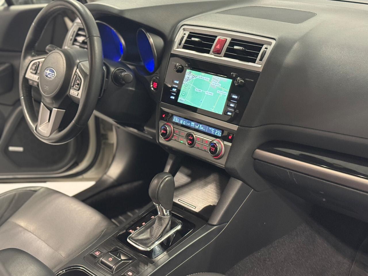 Subaru OUTBACK 2.0d Automatico 4x4 Gancio Traino !