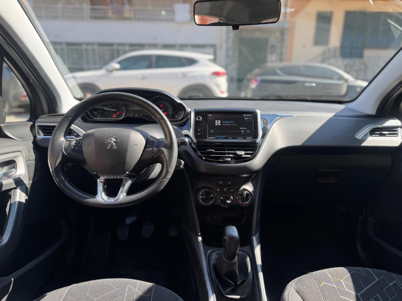 Peugeot 2008 PureTech 82 S&S Allure