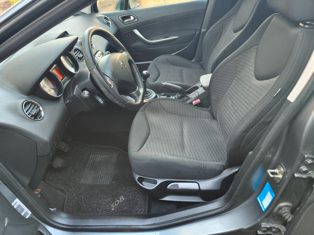 Peugeot 308 1.6 8V HDi 112CV SW