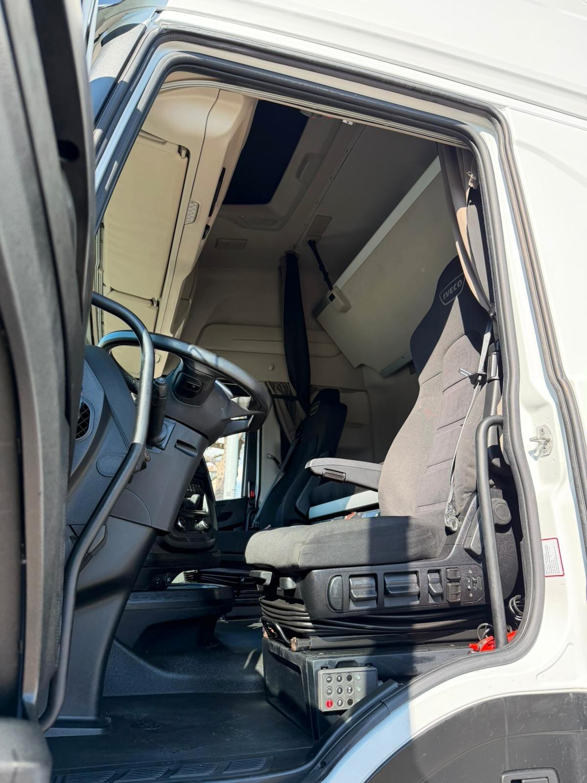 IVECO S-WAY 510