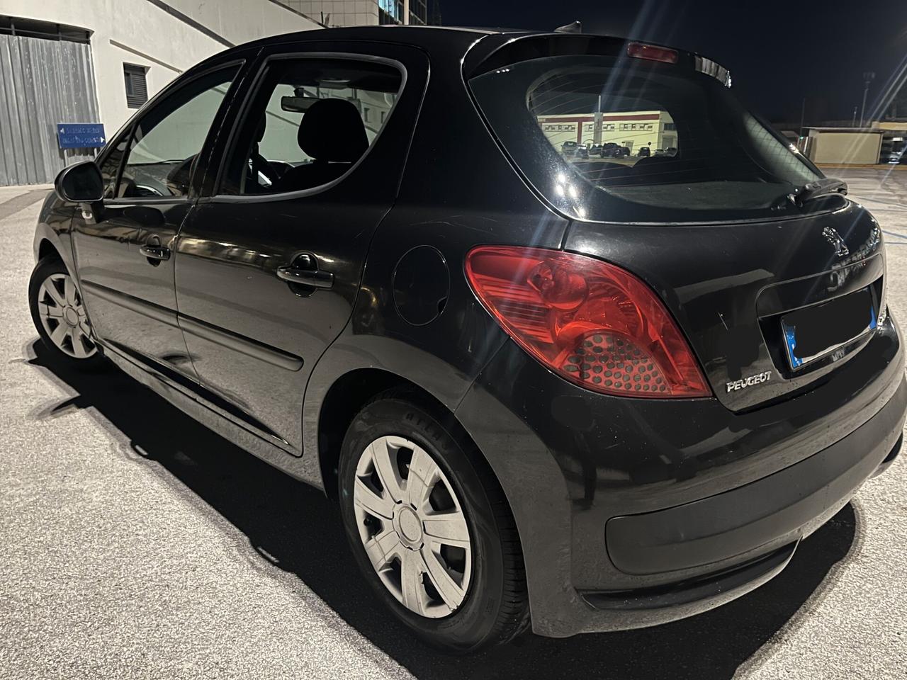 OTTIMA Peugeot 207 1.4 HDi 5 porte, X Neopatentati Bassi consumi