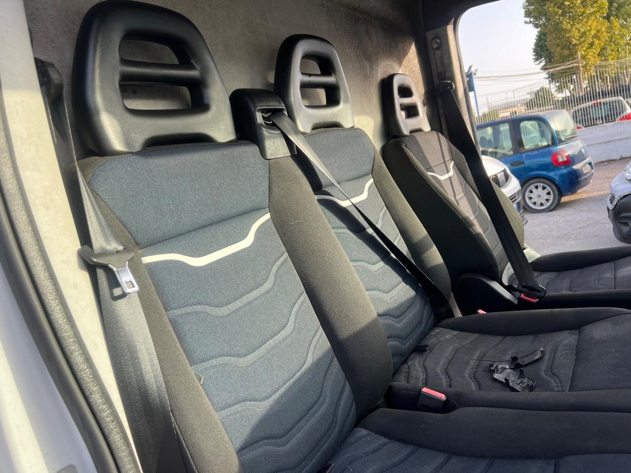 Iveco Daily 35S12 2.3