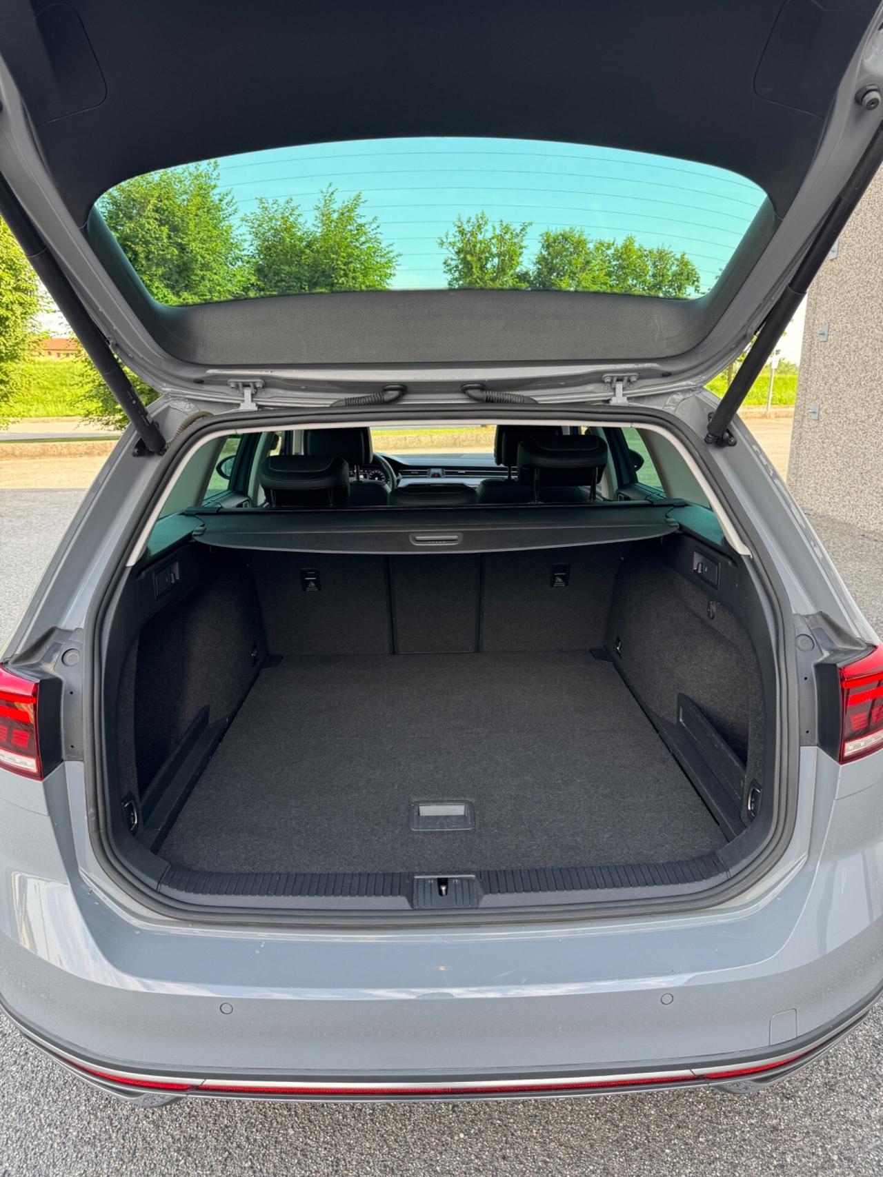 Volkswagen Passat Alltrack 2.0 TDI 200 CV 4MOTION DSG