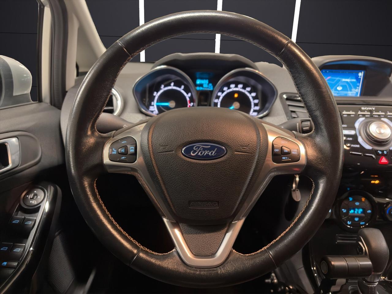 Ford Fiesta 1.0 100CV HandyTech Titanium