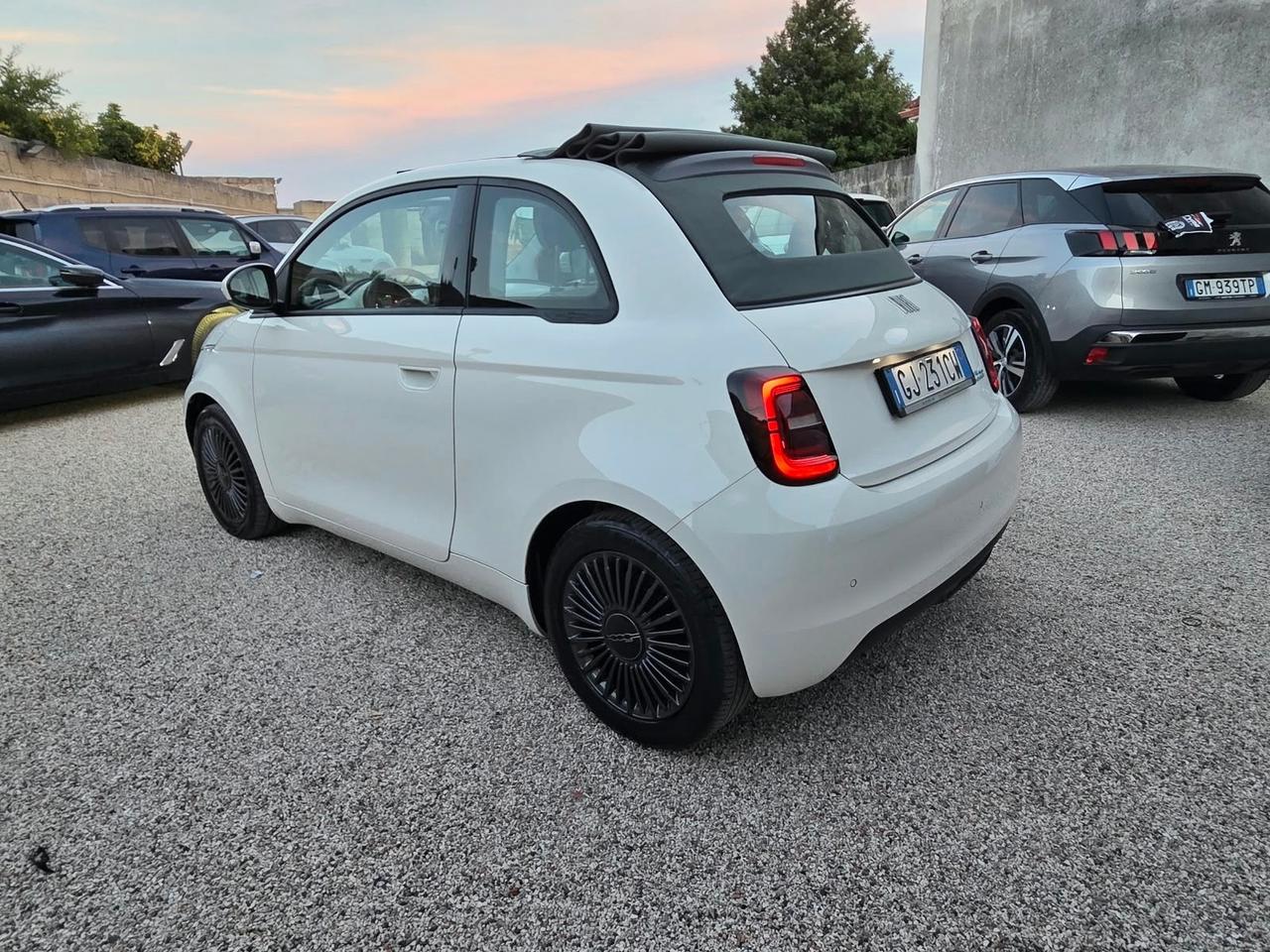 Fiat 500 500e Cabrio 42 kWh Icon