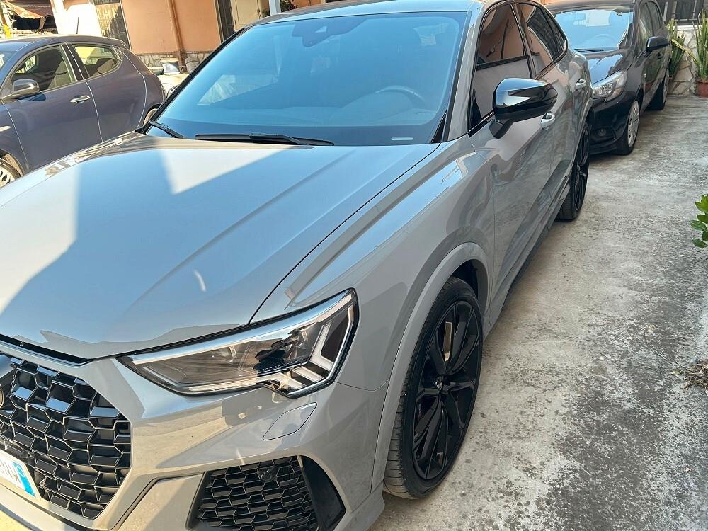Audi Q3 RS Q3 SPB quattro S tronic