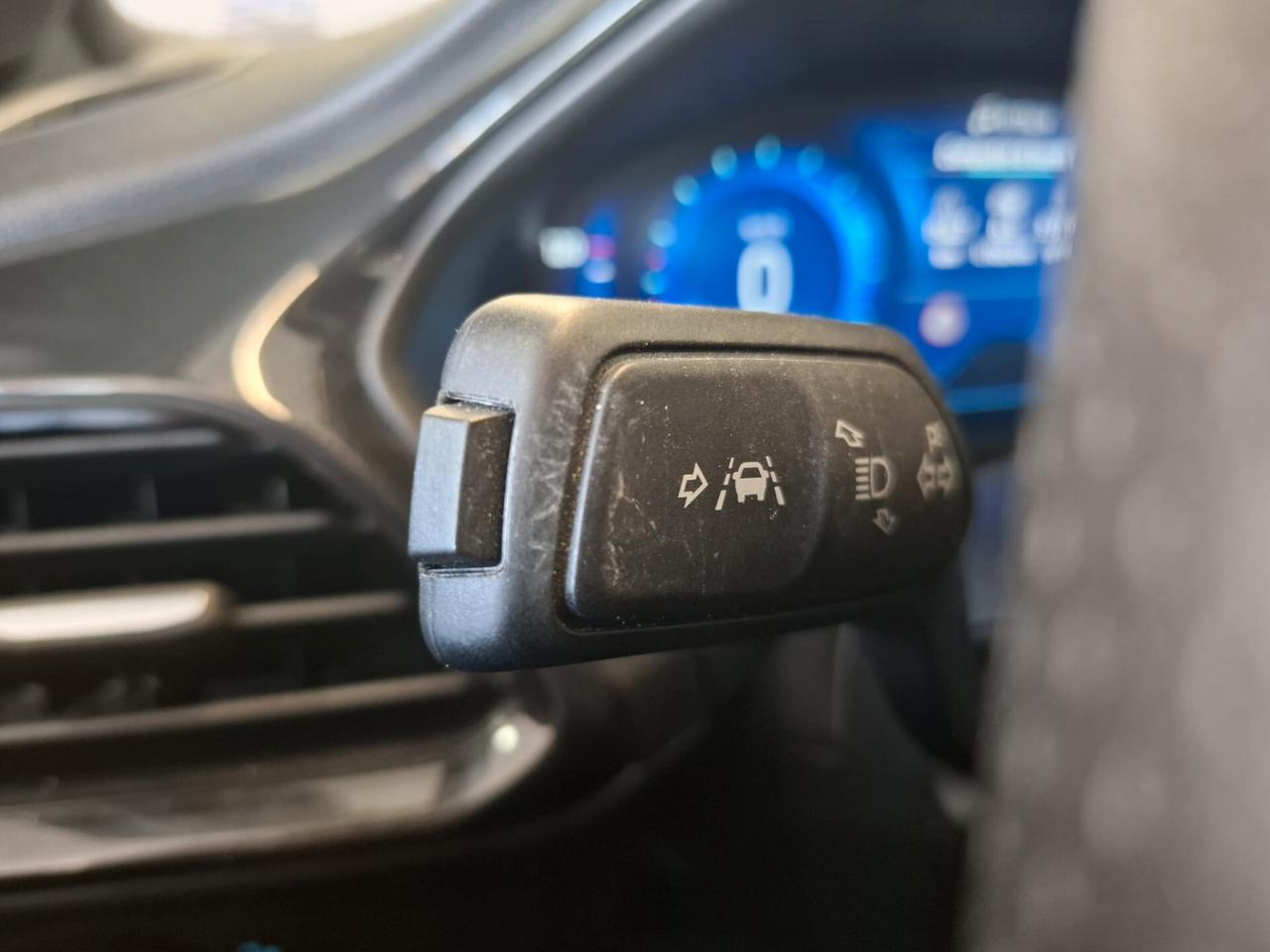 Ford Puma ST-Line Hybrid Manuale