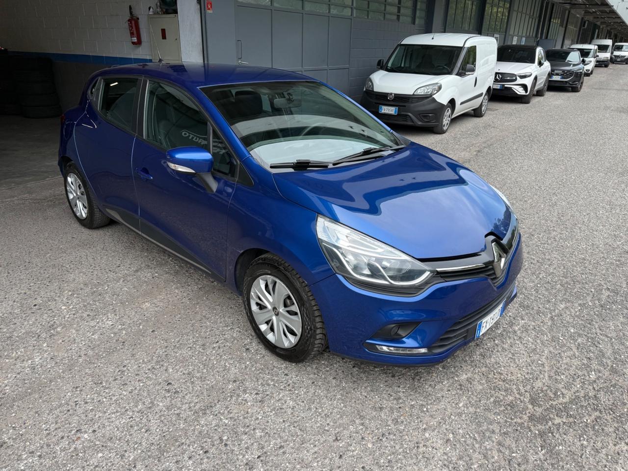 Renault Clio TCe 12V 90 CV 5 porte Moschino Life