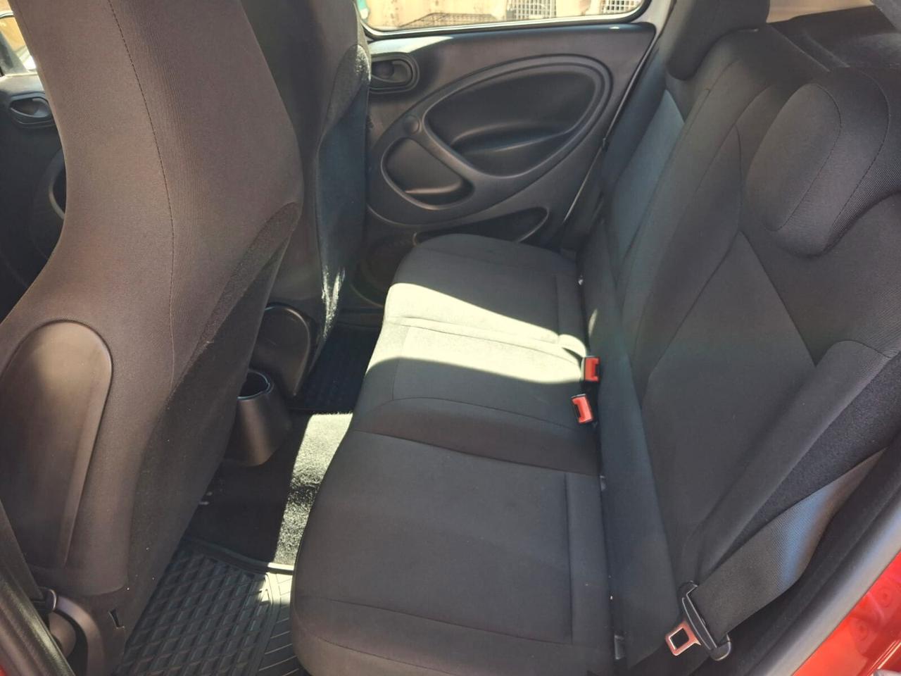 Smart ForFour 70 1.0 Youngster