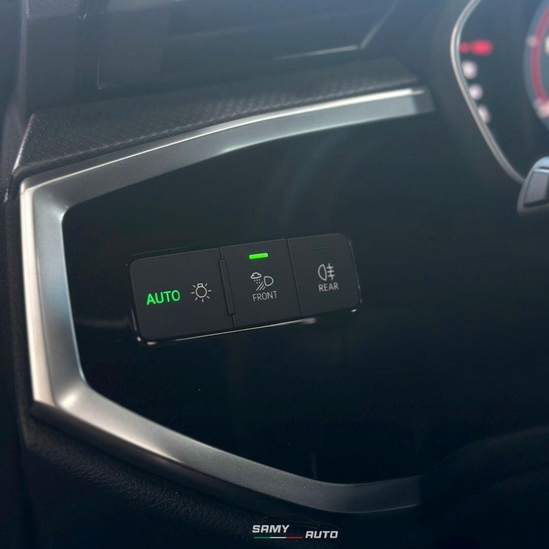 Audi Q3 35 TDI S tronic line edition spb