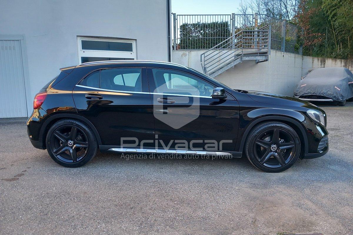 MERCEDES GLA 200 d Automatic Premium