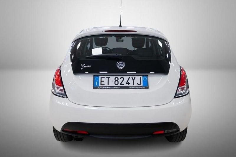 Lancia Ypsilon 1.2 8v Silver s&s 69cv E6