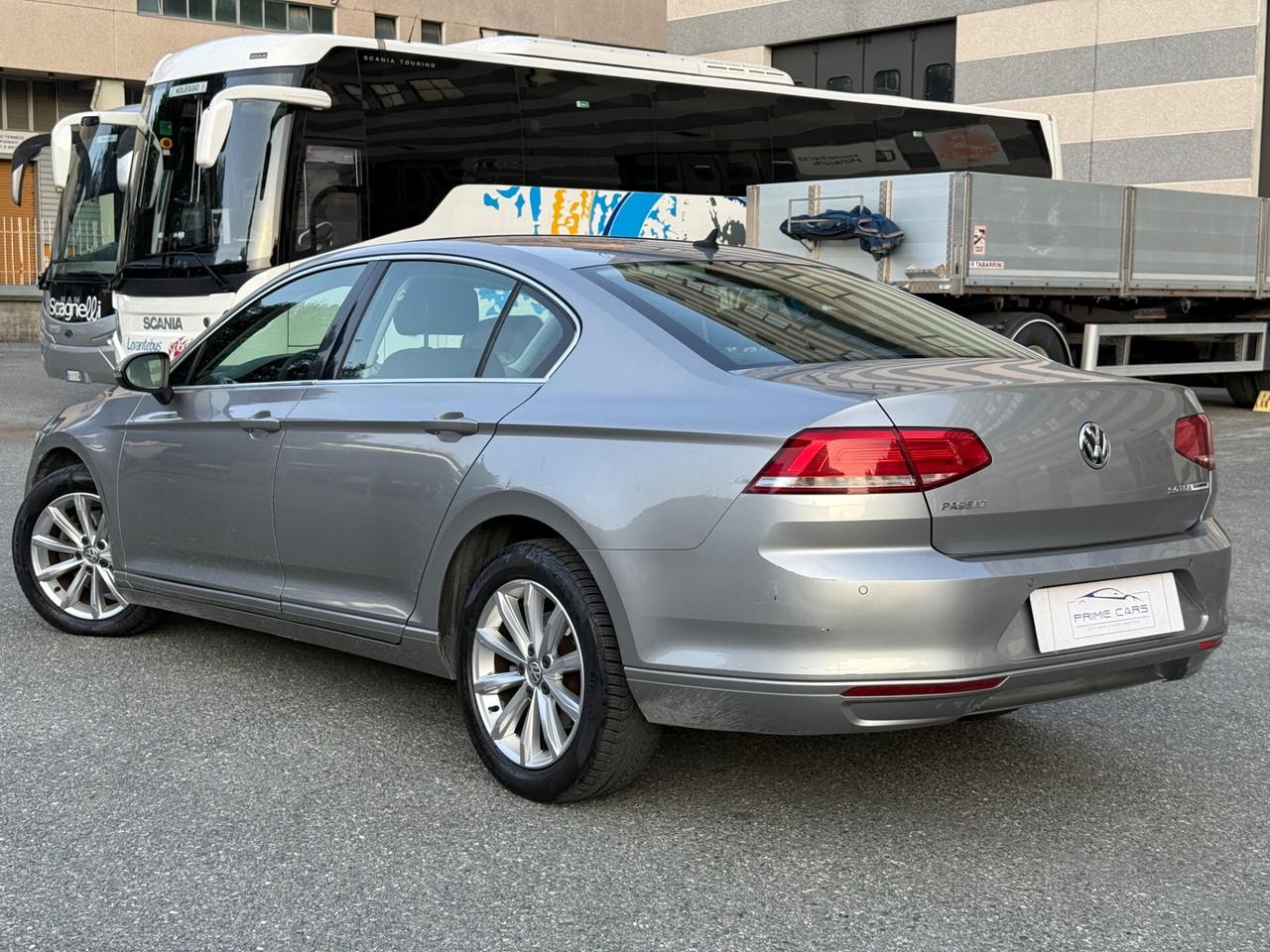 VOLKSWAGEN PASSAT BERLINA 2.0 tdi HIGHLINE EURO 6