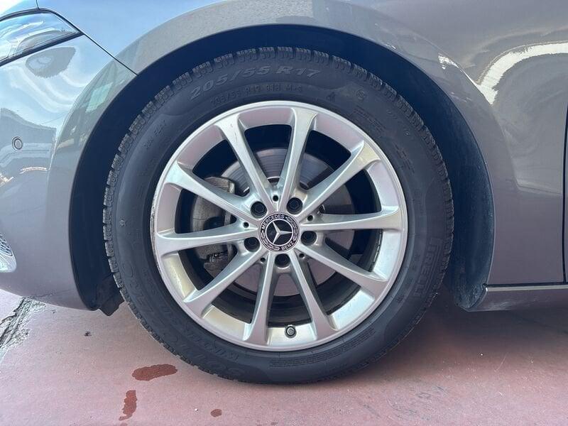Mercedes-Benz Classe A A 180 d Automatic Business Extra