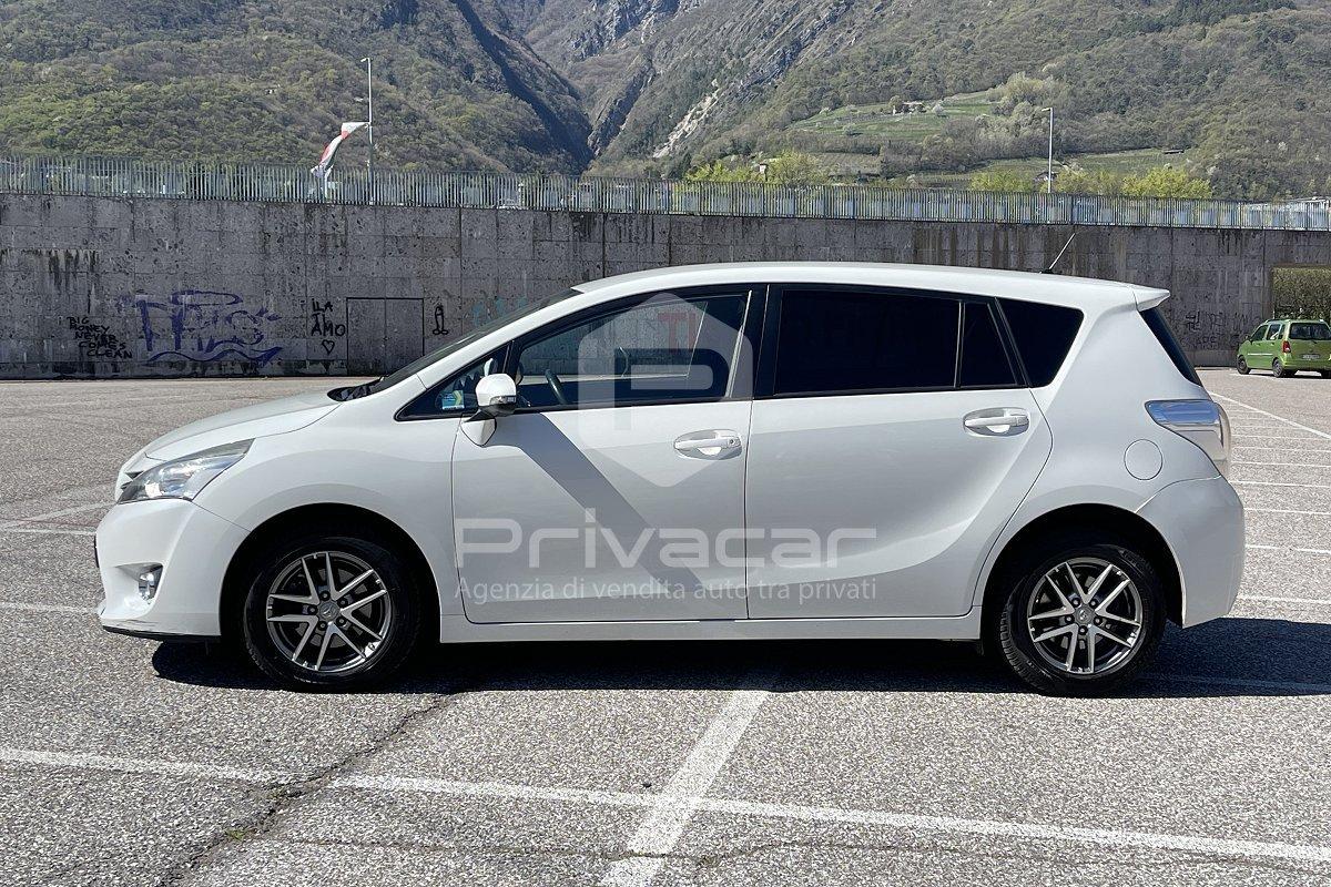 TOYOTA Verso 1.6 D-4D Active