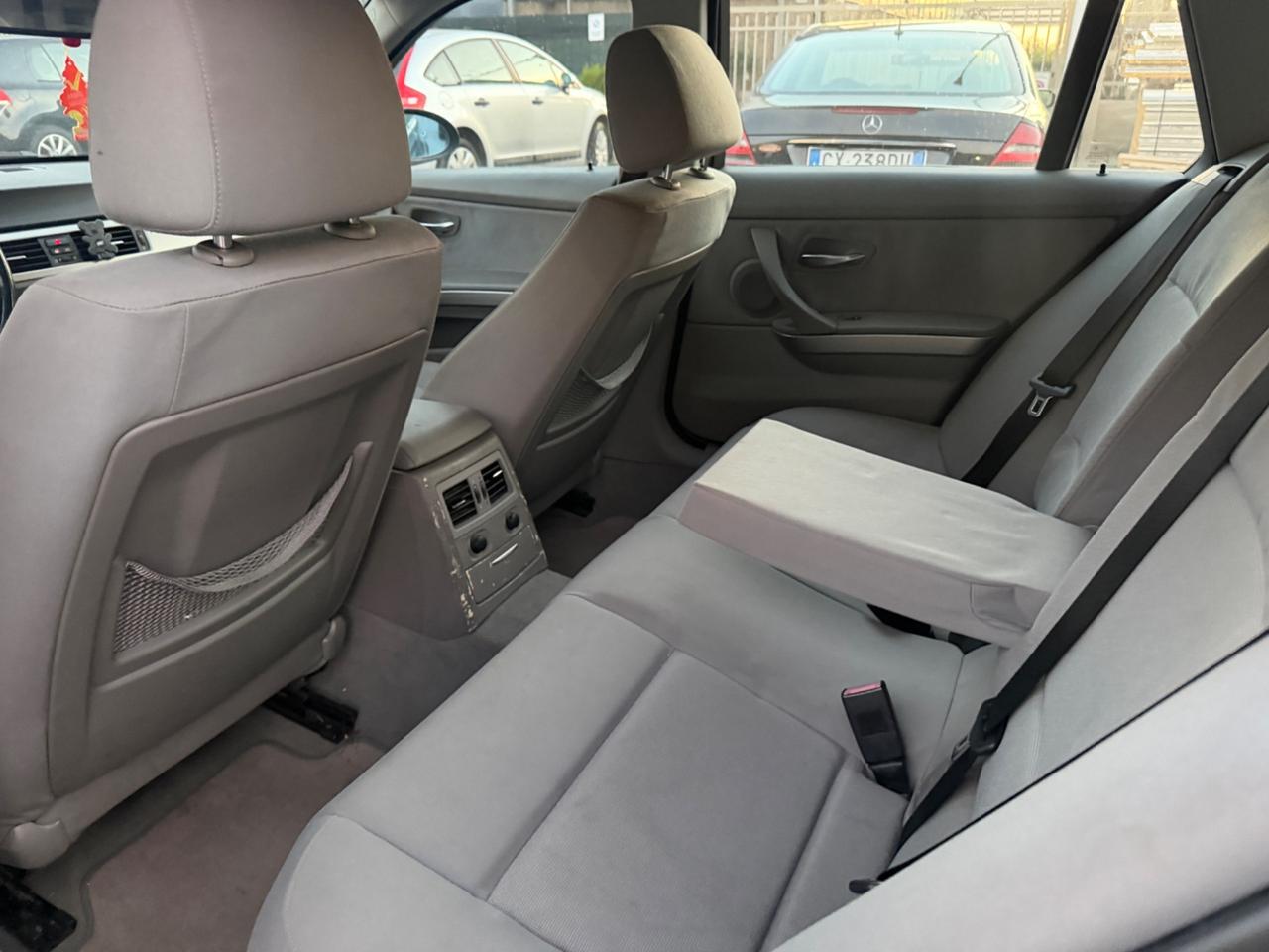 BMW 320D 163CV 6MARCE MANUALE