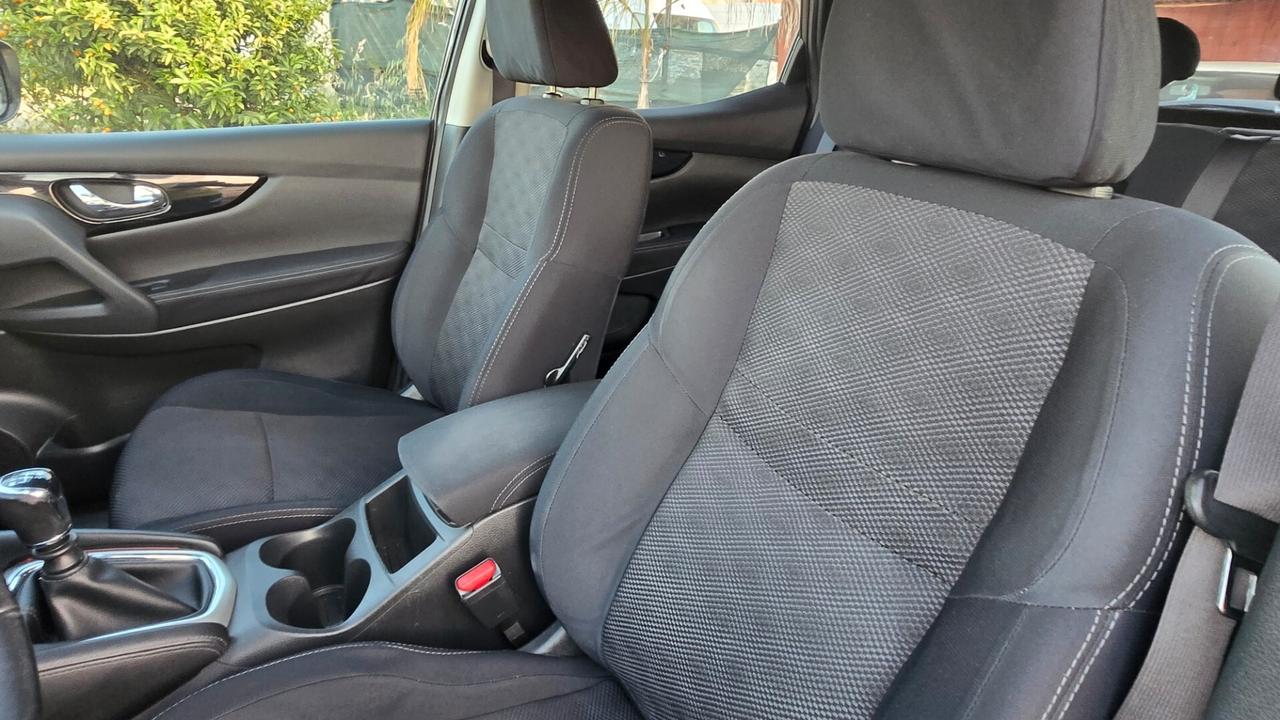 Nissan Qashqai 1.5 dCi N-Vision