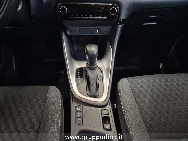 Toyota Yaris IV 2020 1.5h Trend