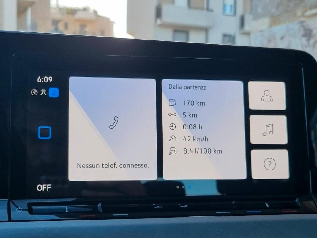 Volkswagen Golf VIII Variant 2.0 tdi Life 115cv