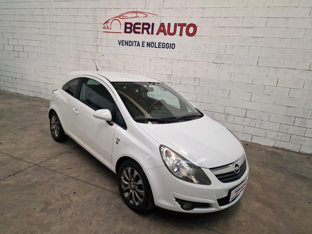 Opel Corsa allestimento Sport