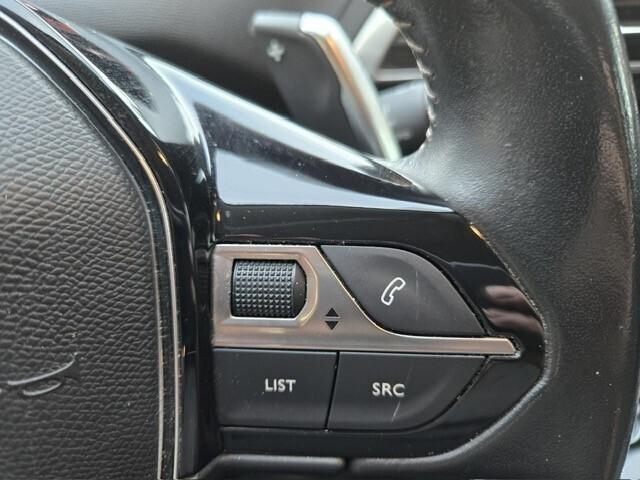 Peugeot 3008 BlueHDi 130 S&S EAT8 Active Pack