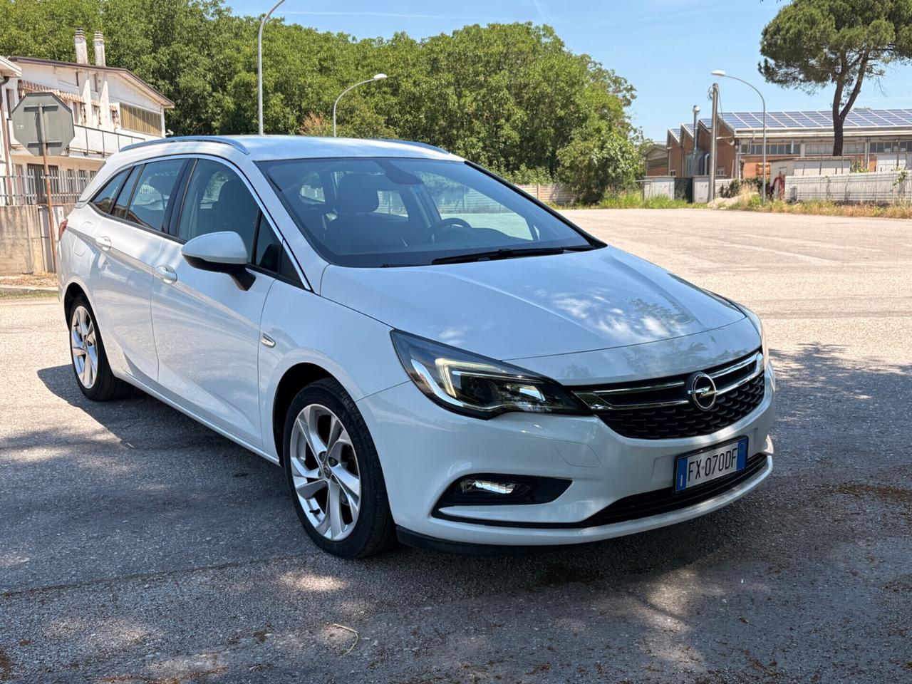 Opel Astra 1.6 CDTi 110CV Start&Stop Sports Tourer Business