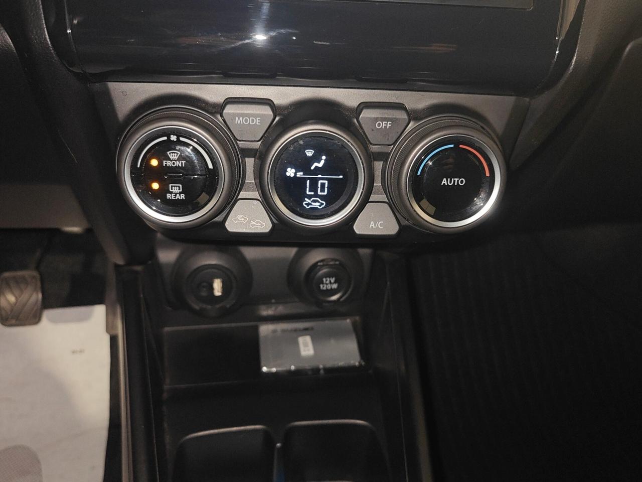 Suzuki Swift 1.2 Hybrid Top 83CV