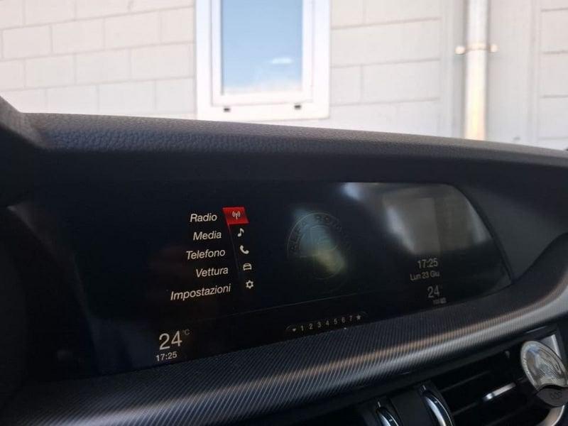 Alfa Romeo Stelvio 2.0 T EXECUTIVE Q4 280CV AUTO