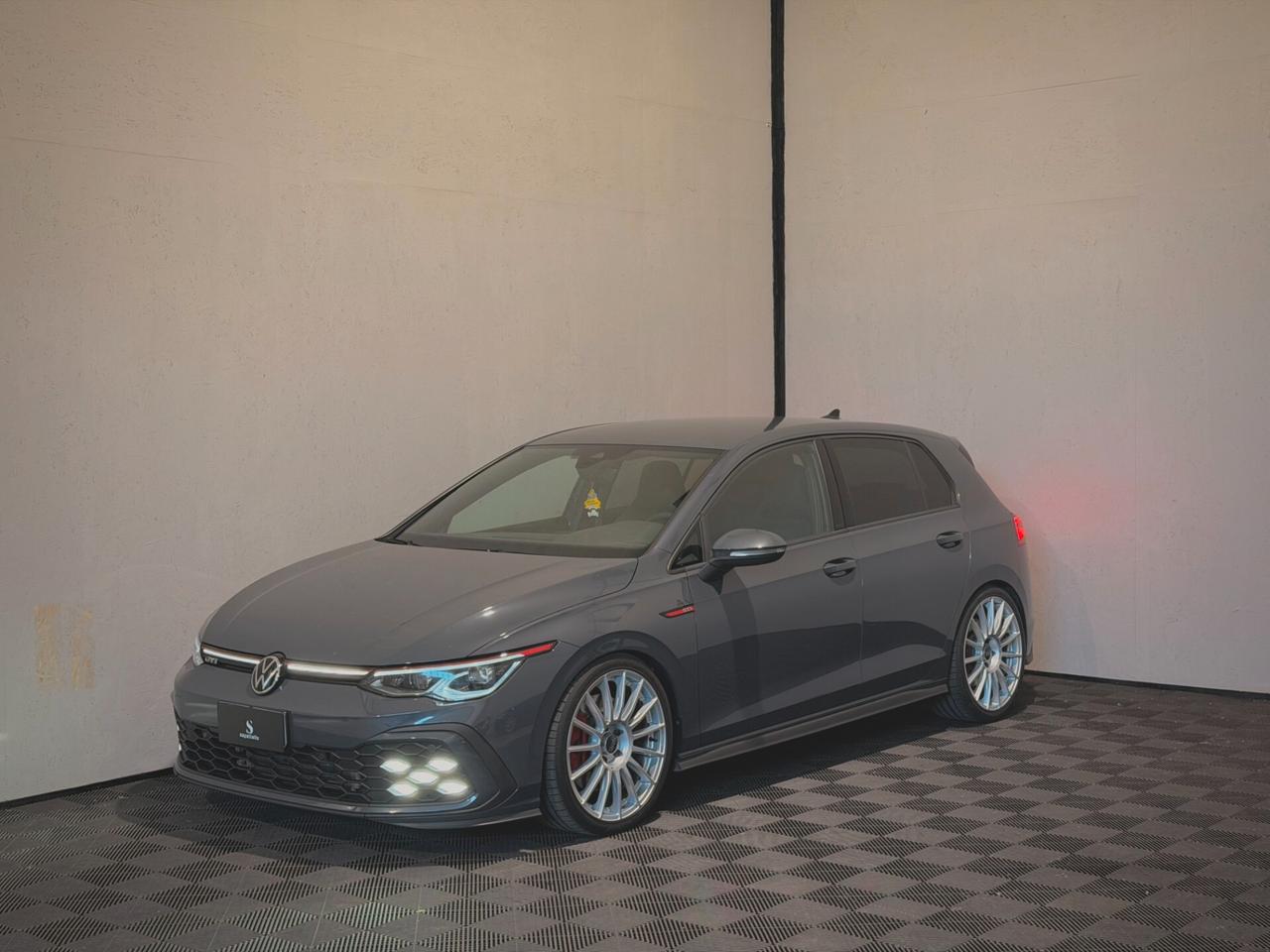 Volkswagen Golf 8 GTI 2.0 TSI DSG - OZ SUPER LEGGERA - REVO