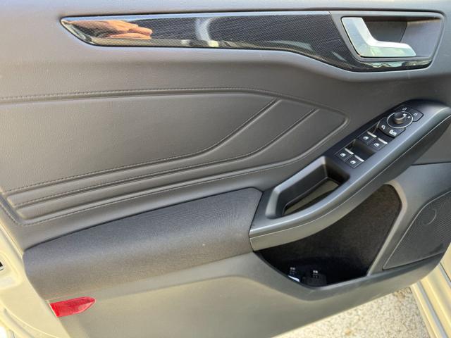 FORD Focus 1.0cc 155cv Hybrid Active X CAMERA POST. NAVI