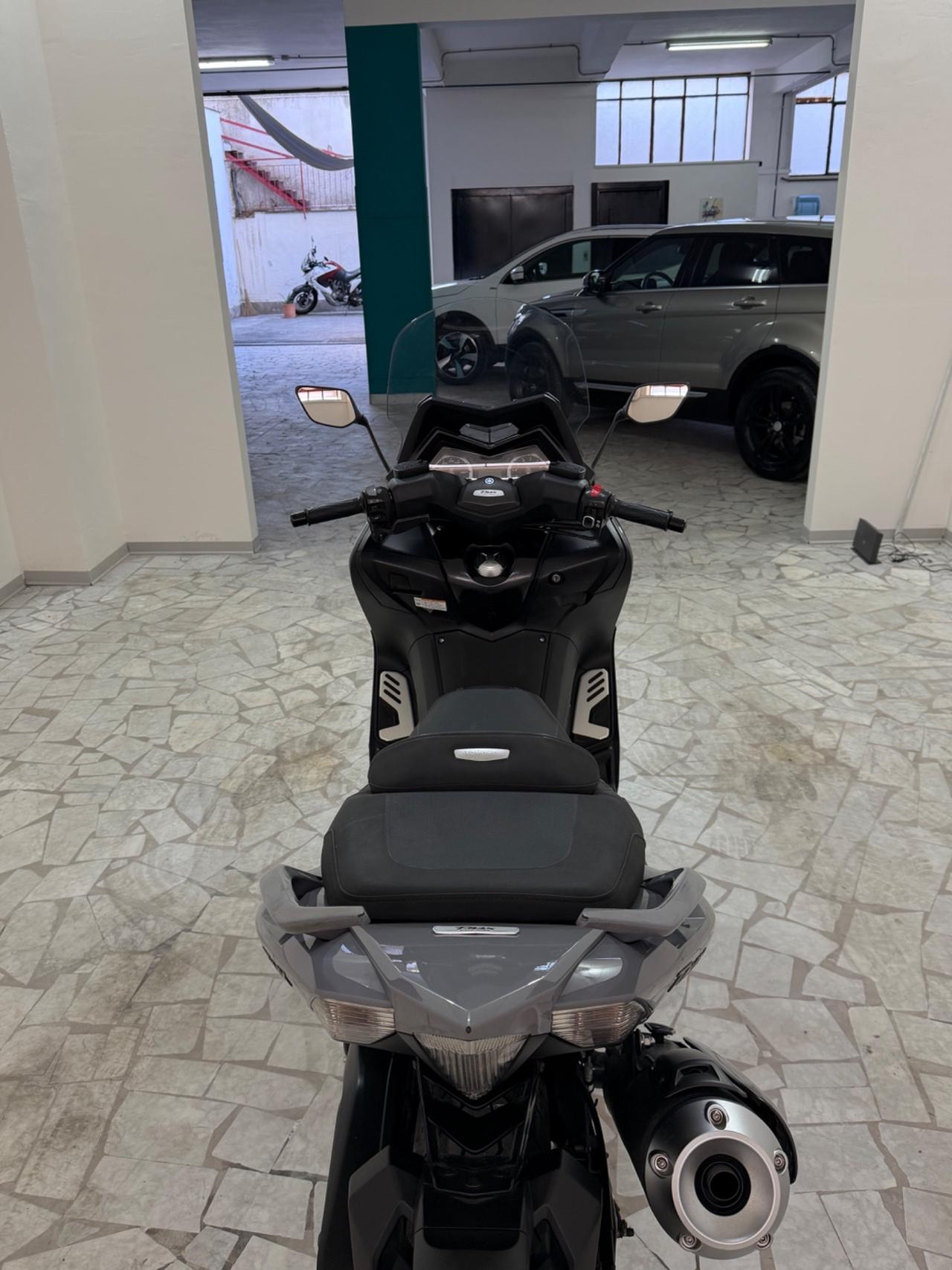 Yamaha TMAX 530 LUXE MAX