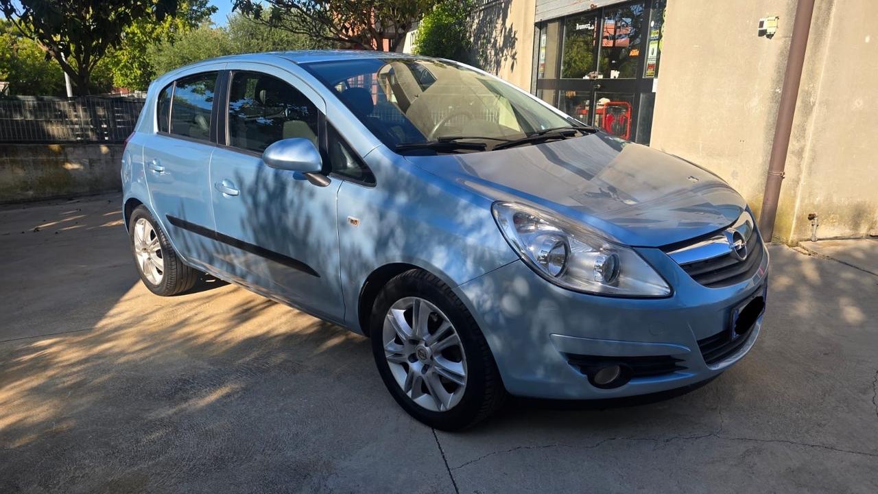 Opel Corsa 1.7 CDTI 130CV 5 porte Cosmo