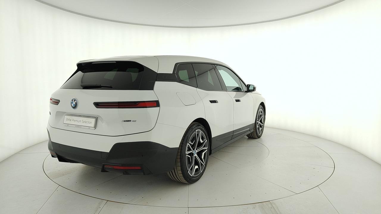 BMW iX i20 2021 - iX xdrive40