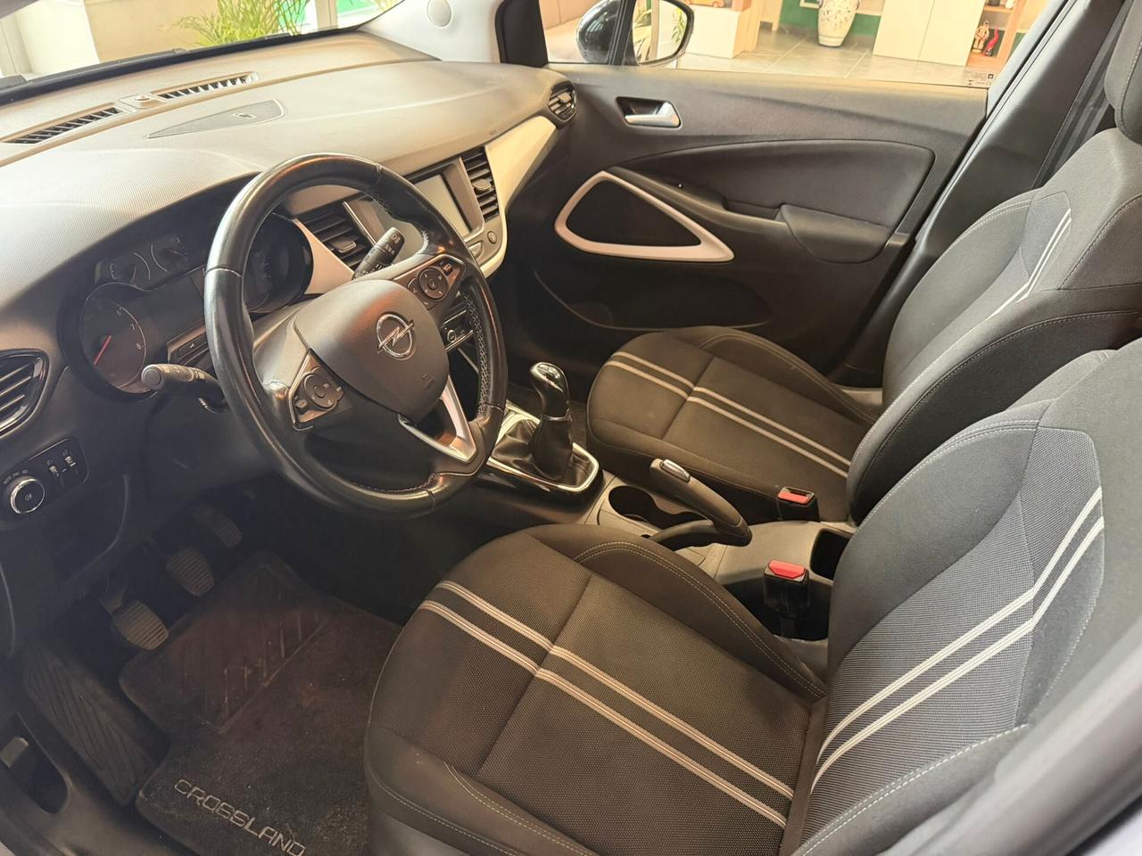 Opel Crossland 1.2 12V Start&Stop Design & Tech