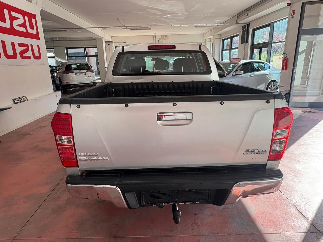 ISUZU D-MAX PICK-UP DOPPIA CABINA Posti5 Diesel 2.5 CV 163 Con Km 196.696 CANCIO TRAINO garanzia 12 mesi