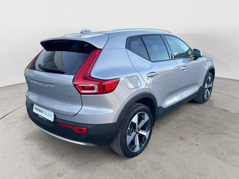 Volvo XC40 B3 163+14 CV Automatico Mild Hybird LED Core