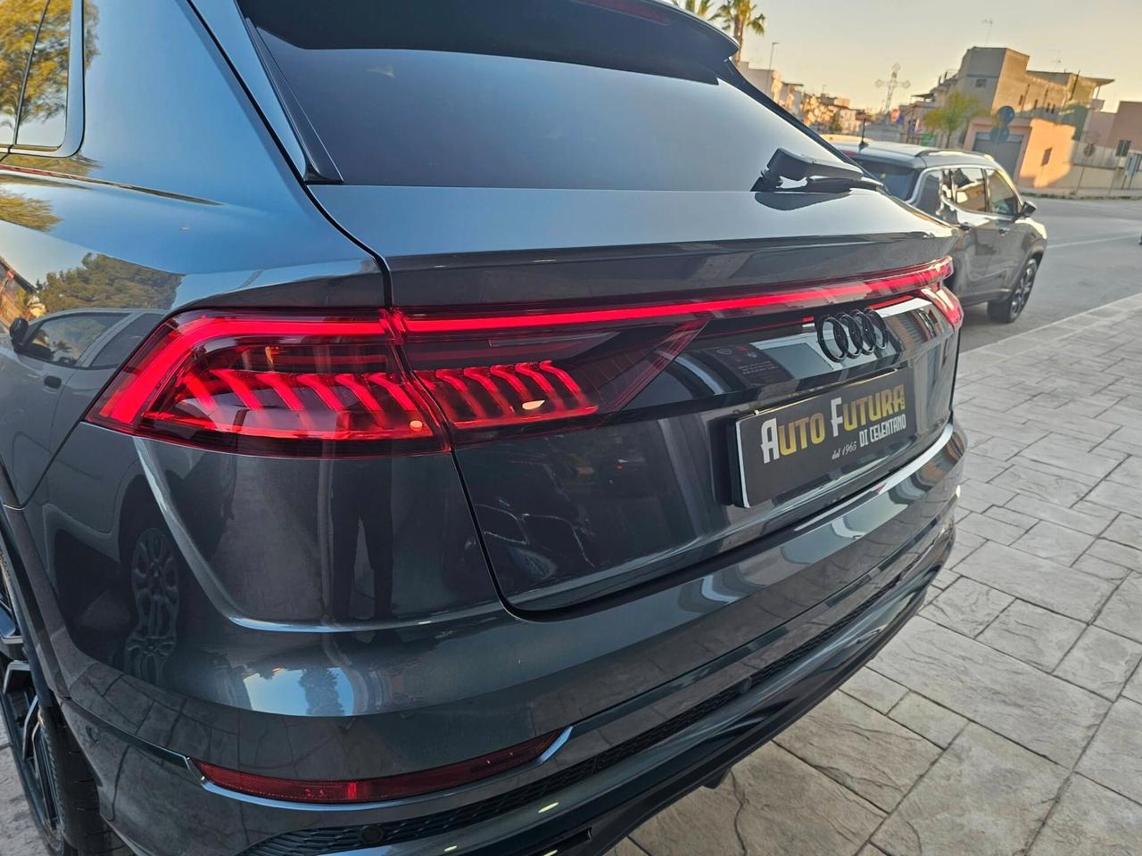 AUDI Q8 50 TDI 286CV QUATTRO 3S-LINE BLACK EDITION FULL