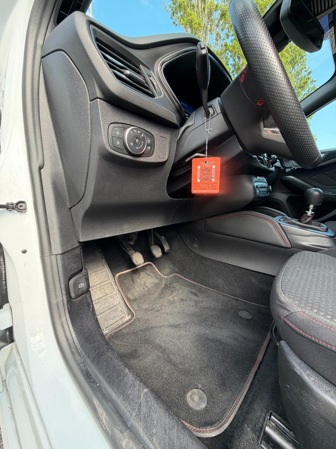 Ford Focus 1.0 EcoBoost Hybrid 125 CV 5p. ST-Line X