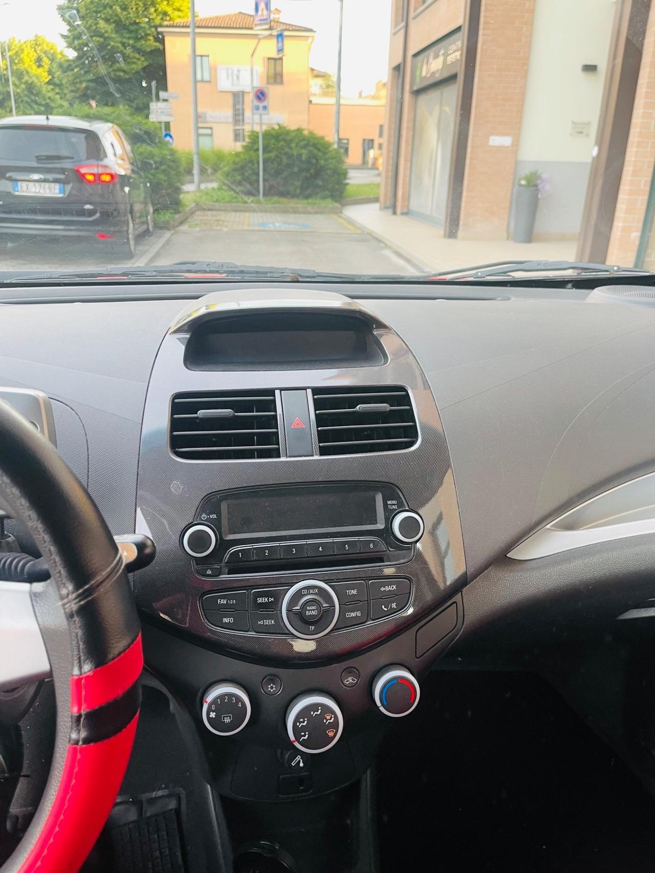 Chevrolet Spark 1.0 Pink Lady Special Edition