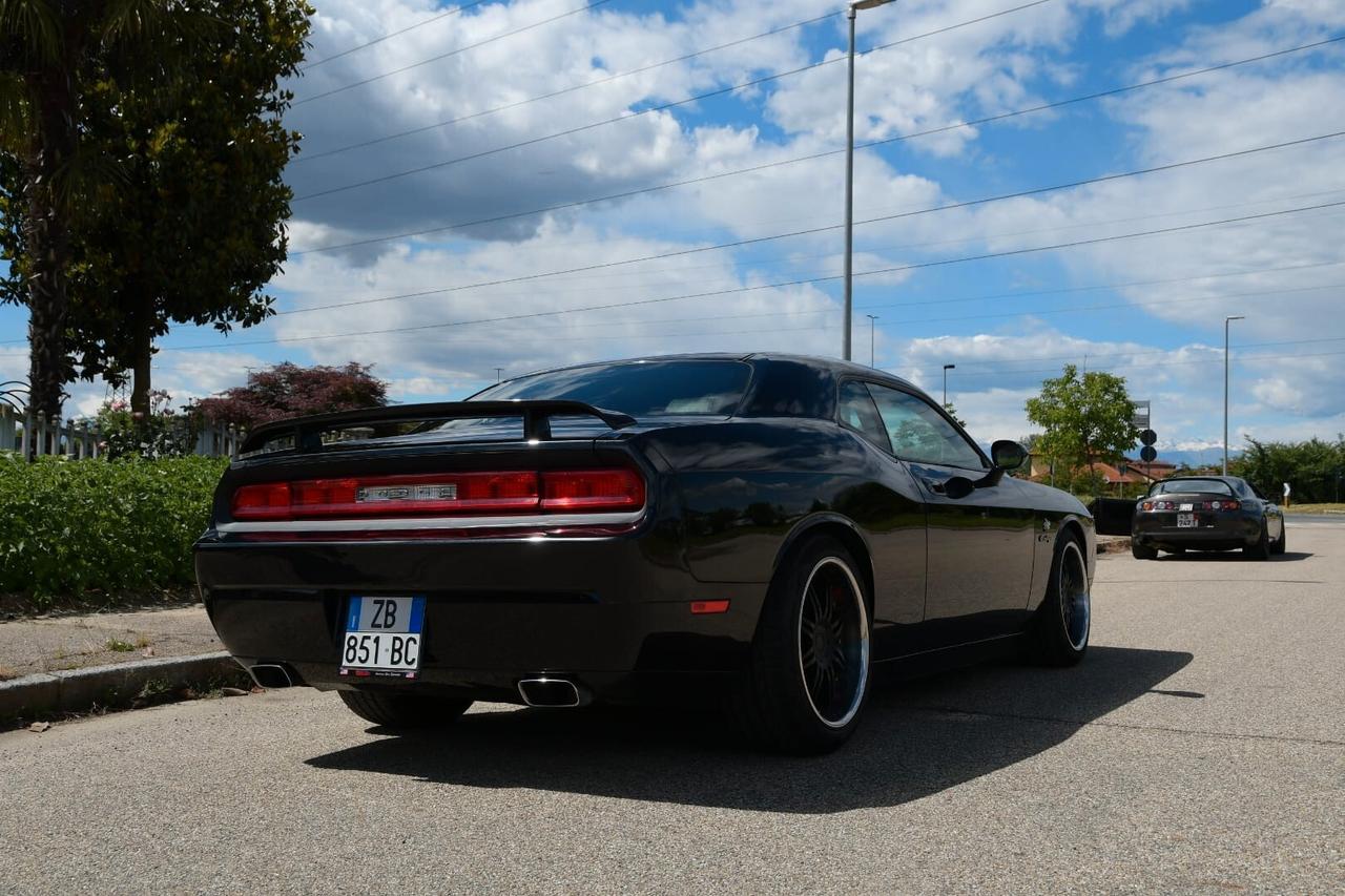 Dodge Challenger SRT-8 2009