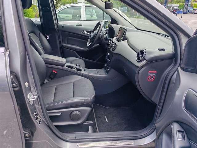 Mercedes-Benz B 180 B 180 d (cdi) Premium auto FL E6