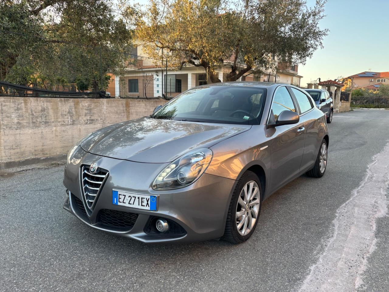 Alfa Romeo Giulietta 1.6 JTDm-2 105 CV Exclusive
