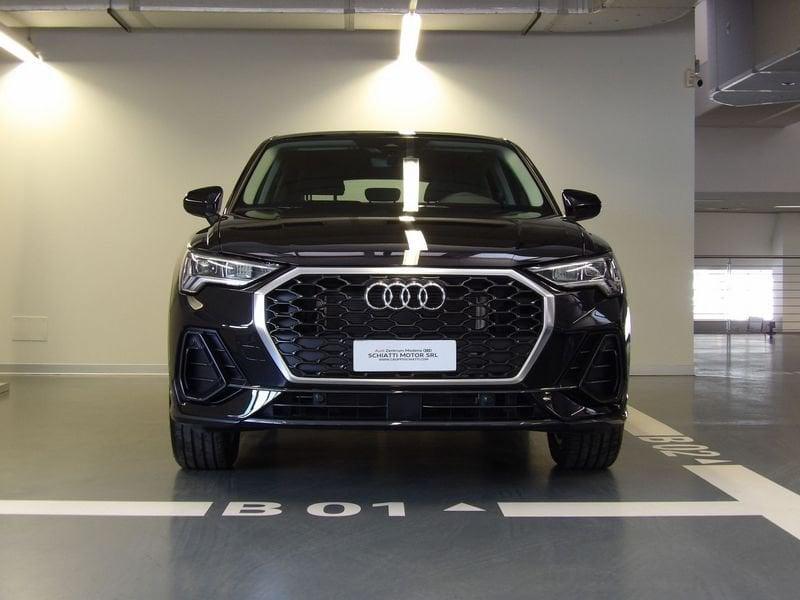 Audi Q3 SPB 45 TFSI e S tronic Business Plus