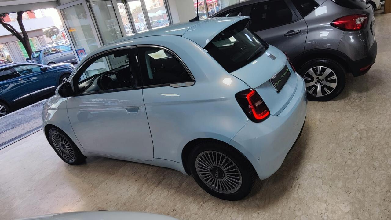 Fiat 500e Berlina 42 kWh