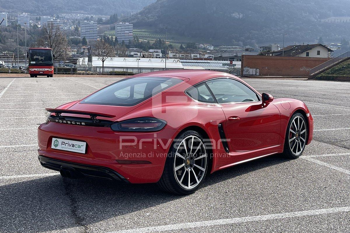 PORSCHE 718 Cayman 2.0