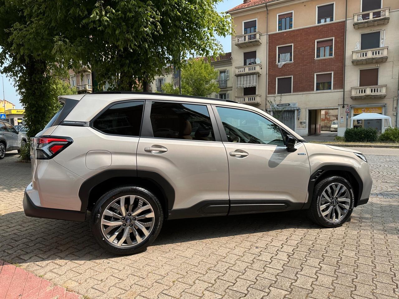 Subaru Forester 2.0 MHEV CVT Premium