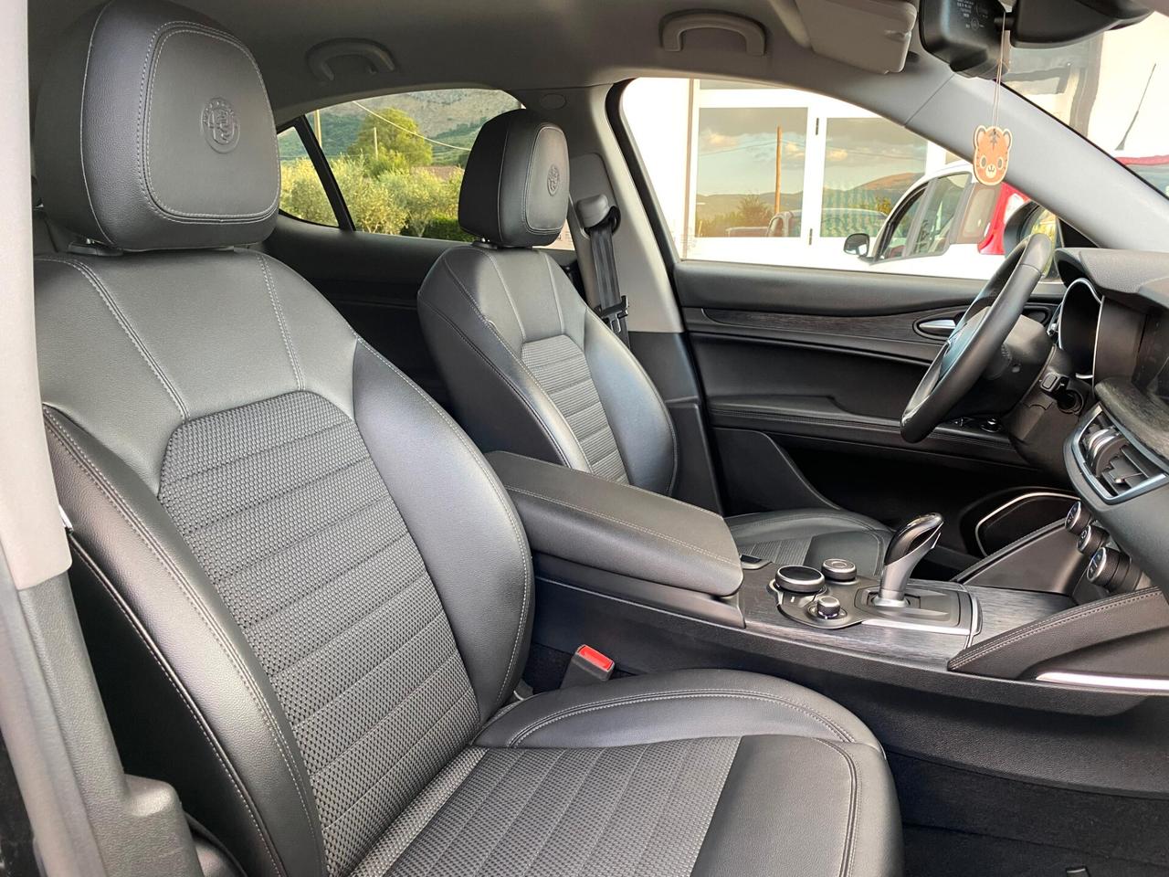 Alfa Romeo Stelvio 2.2 Turbodiesel 190 CV AT8 Q4 B-Tech