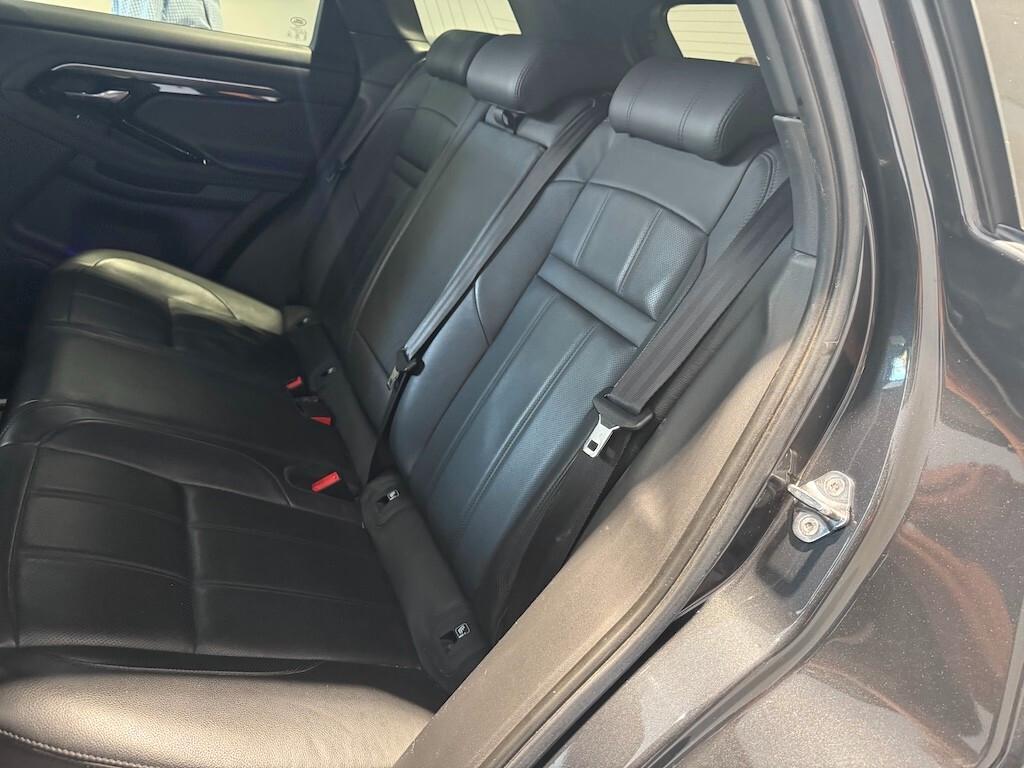 Land Rover Range Evoque 2.0D I4 180 CV AWD Auto R-Dynamic SE